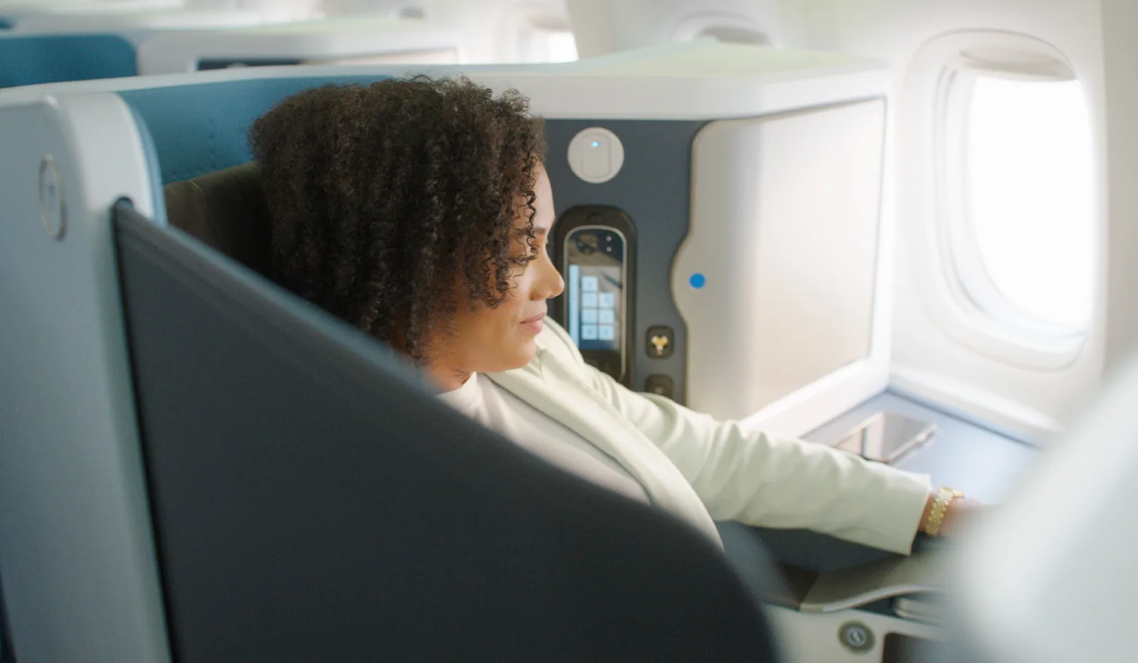 KLM Boeing 777 World Business Class seat, a key Flying Blue long-haul redemption.